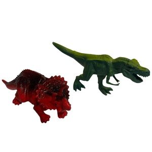 2 Plastic Dinosaurs Triceratops & T-Rex TYRANNOSAURUS. EUC